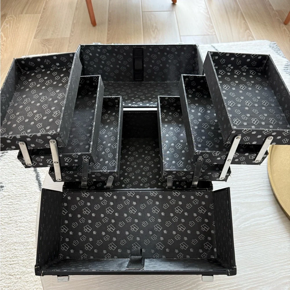 Caboodles Makeup Case